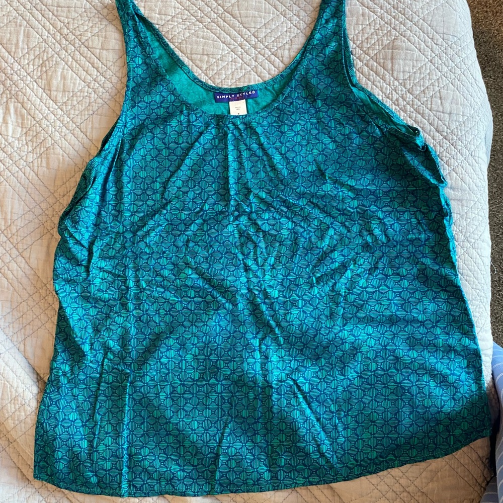 Simply Styled Blue Sleeveless Relaxed Tank Top